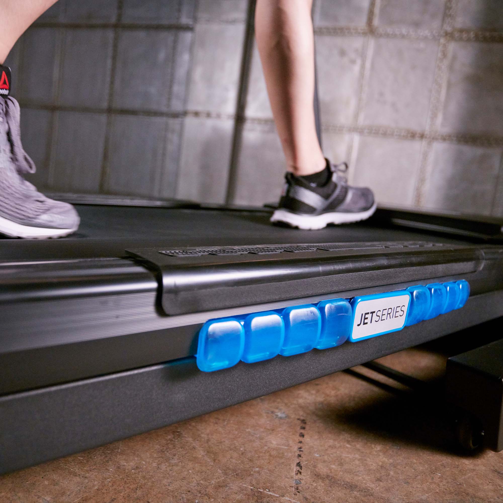 Reebok Jet 300 Series Bluetooth Folding Treadmill1